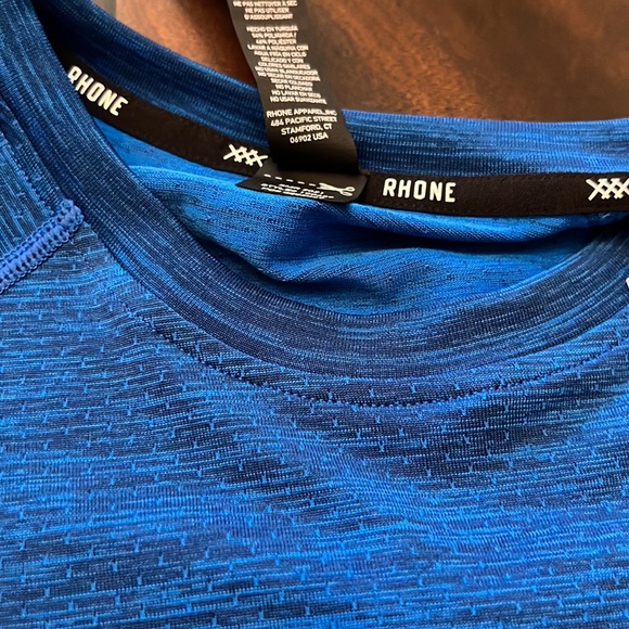 RHONE Reign Tech Short Sleeve Shirt - Picture 9 of 9